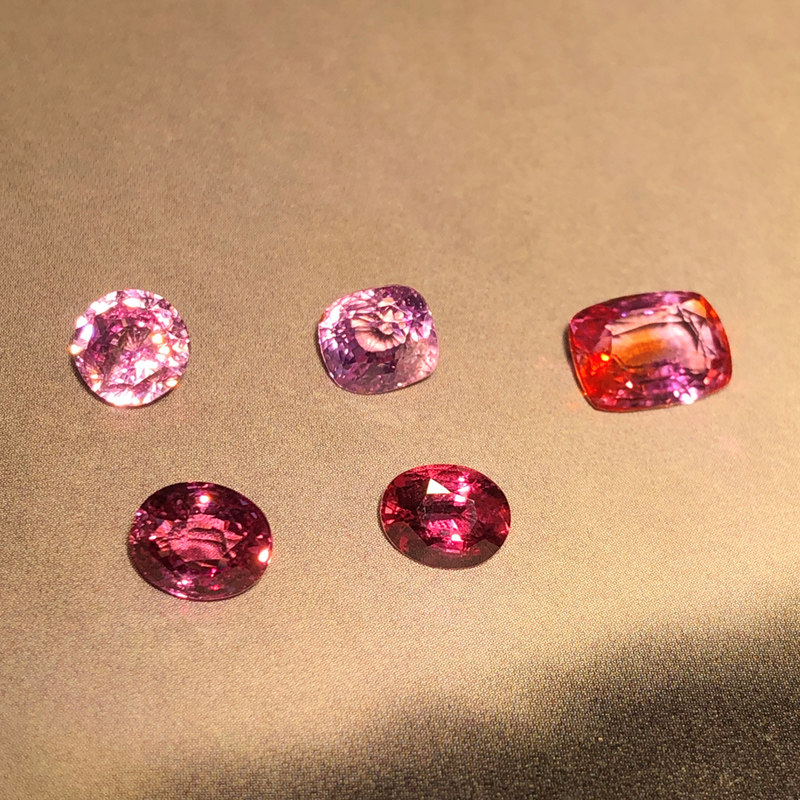 Guomao Jewelry Sri Lanka natural unburned padparadscha loose stone sapphire orange pink ring hand necklace