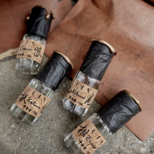 Сын странный?Семь дюймов девять парфюмерных гор и горы Малида серия девять