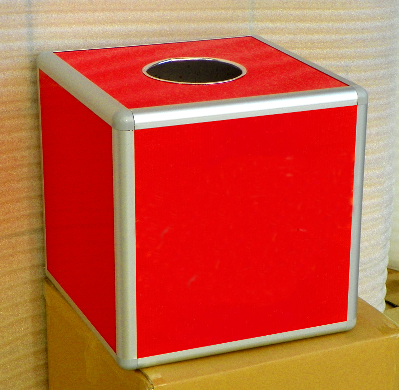 Multi-province mid-25CM blank draw-out box aluminum alloy wrapping with no words and no word case pure red