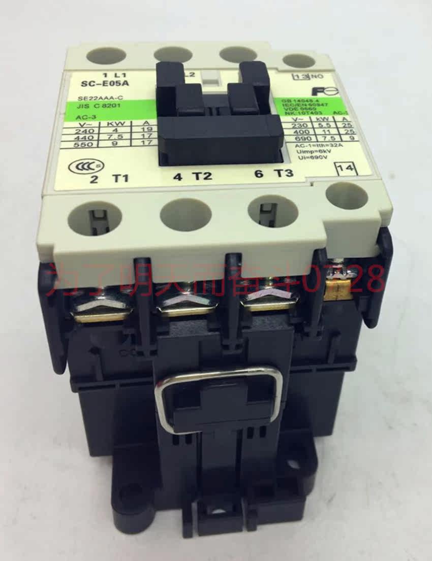 AC contactor SC-E05A SE22AAA-C voltage 220110 V often open contact point