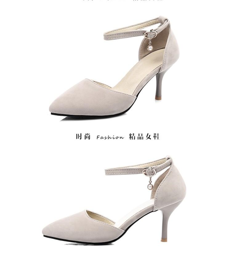 Mùa hè 2018 phong cách mới mũi nhọn cao gót hoang dã cd mặc quần áo giả cao gót cao gót nữ cỡ lớn 44 45 giày sandal nữ Vento