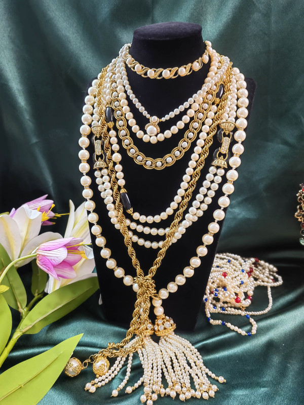 Vintage Antique Jewelry, Gold-Colored Glass, Retro Palace-Style Imitation Pearls, Layered Rhinestone Sweater Short Necklace