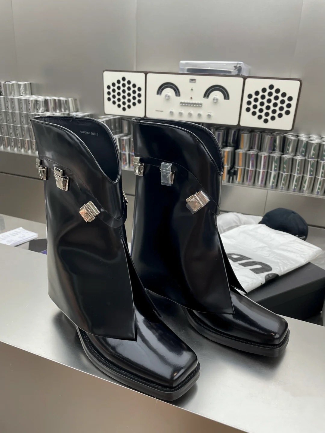 Niche design trouser boots women's 2021 new detachable buckle ankle boots single boots thick-soled personality handsome motorcycle boots