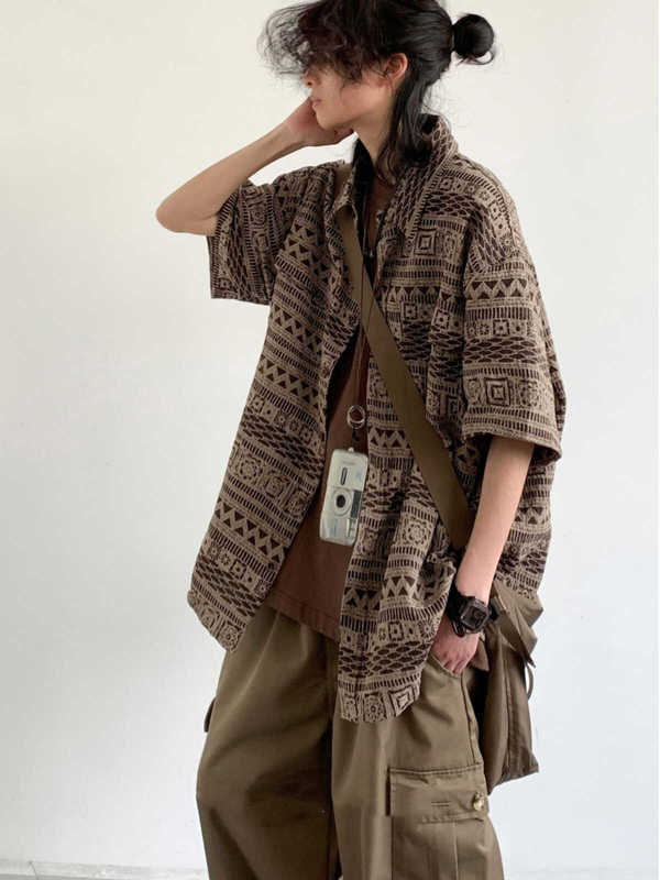 Summer New Retro Style Short-Sleeved Shirts for Male and Female Students, Ethnic Style, High-End Silhouette, Casual Shirt Jackets