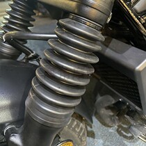 Suitable for Honda CB500X CB400X 400F modified front fork shock absorber dust cover