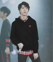 2021 autumn and winter New Stars with Japanese Tide brand love men and women couples cotton loose Joker hooded sweater