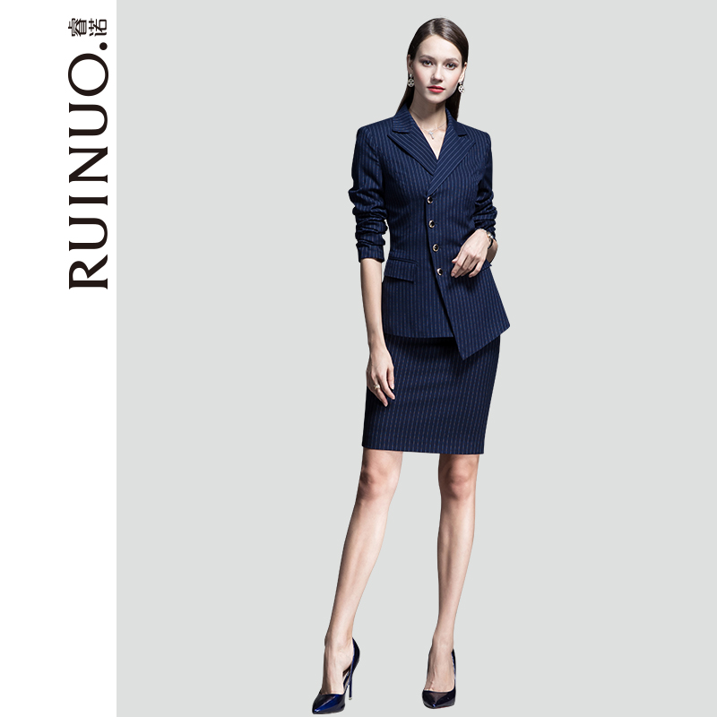 Tailleur femme - Ref 3244645 Image 3
