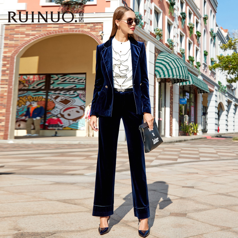 Tailleur femme - Ref 3242581 Image 3
