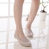 Giày thời trang giản dị Giày đế thấp giúp đi mưa cho nhà bếp bán bọc giày đi mưa Rainshoes