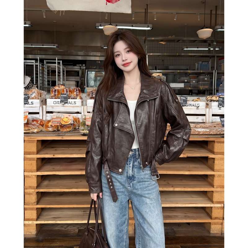 Coffee-Colored Retro Motorcycle Leather Jacket for Women, Short Style, Brown, Loose Fit, Petite Size, 2026 New High-End Stylish Jacket Coffee-Colored Retro Motorcycle Leather Jacket for Women, Short Style, Brown, Loose Fit, Petite Size, 2026 New High-End Stylish Jacket
