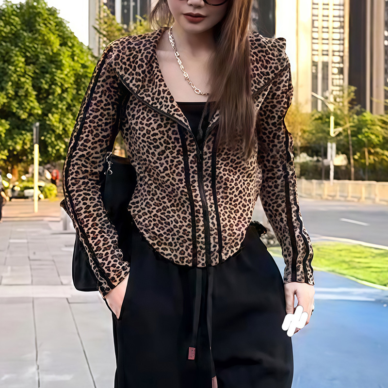 American Retro Design Short Jacket, New Autumn Style, Stand-Up Collar, Hooded, Waist-Cinching, Slimming, Fashionable Leopard Print Sweatshirt Cardigan