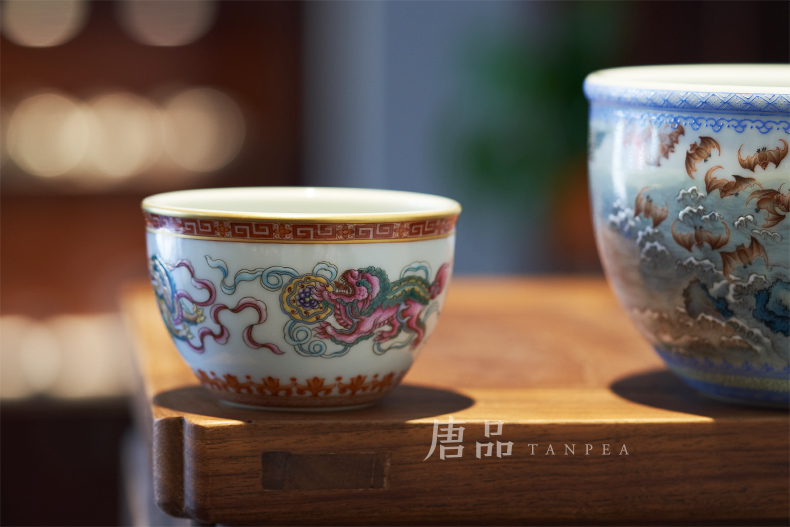 Everything is going well with colored enamel cylinder cup of jingdezhen ceramic cups hand draw the lion Pacific as pu - erh tea masters cup