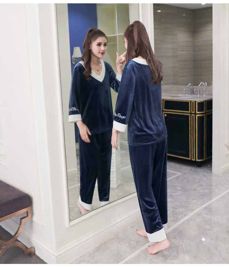 Trang phục nữ giải trí nhung vàng hai mảnh mùa thu có thể mặc rộng rãi v-cổ áo dài tay áo ngọt ngào bộ đồ mặc nhà mùa hè