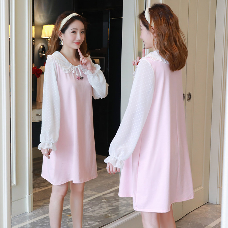 Maternity clothes, dresses, autumn clothes, net red, foreign style, early autumn, doll collar, age reduction, spring and autumn models, 2020 fashion suits