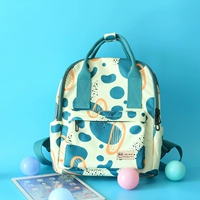 Зеленый, свежий, маленький