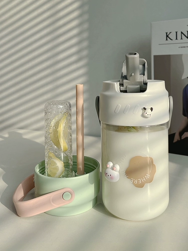 Высококачественный портативный летний пластиковый стакан со стаканом, коллекция 2023, защита при падении