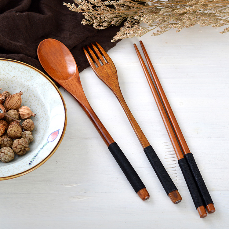 Japanese style log bag wooden chopsticks Fruit fork spoon Creative portable travel environmental protection set Adult winding