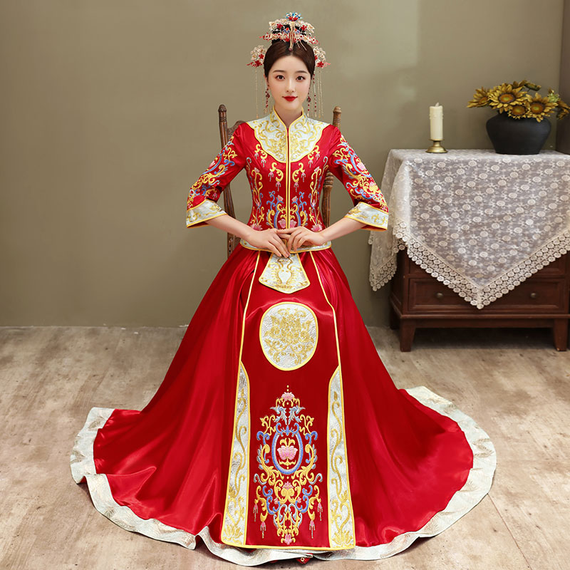 Show and dress bride 2020 New Chinese style wedding toast gown with long sleeve female show and big size wedding dress winter