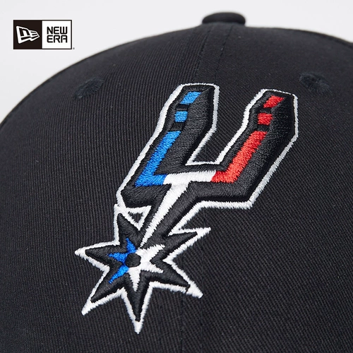 New Era New Era 2025 весна и летняя новая NBA Hard Top Baseball Cap Spurs вышитые спортивные сочетание 940