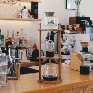 Solid Wood Frame Large Capacity Ice Drip Coffee Pot for Commercial and Home Use Cold Brew Ice Drip Pot High Borosilicate Glass Cold Brew Pot