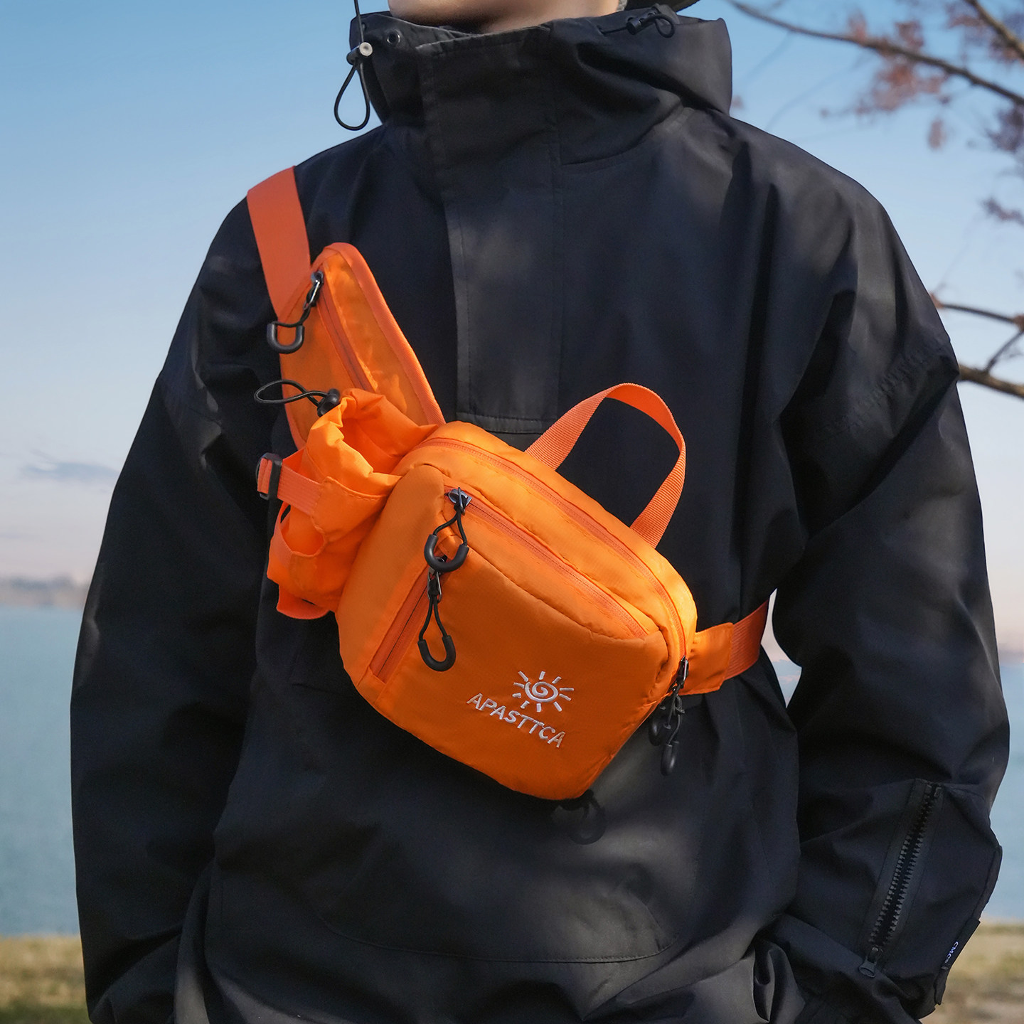 2026 new outdoor functional multi-pocket chest bag, unisex, lightweight sports outdoor crossbody bag, portable waist bag