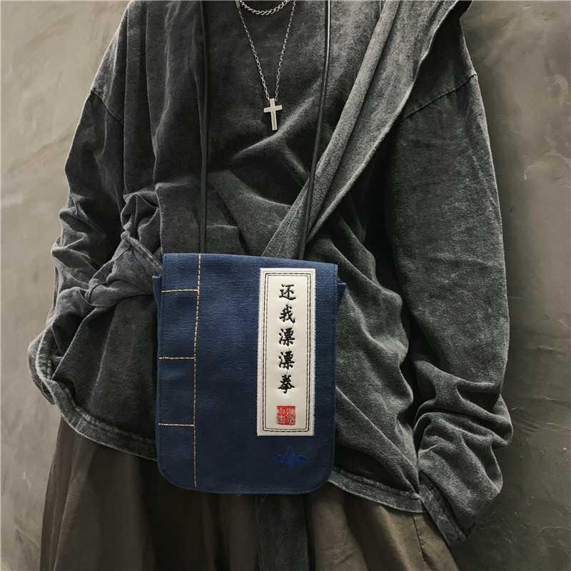 2022 new retro style text embroidery single shoulder slanted satchel male art personality student canvas small satchel female tide