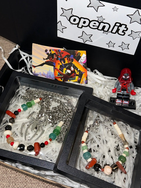 Rof Original Spider-Man Across the Universe Necklace Bracelet Lego Stickers Miles-Gift Box