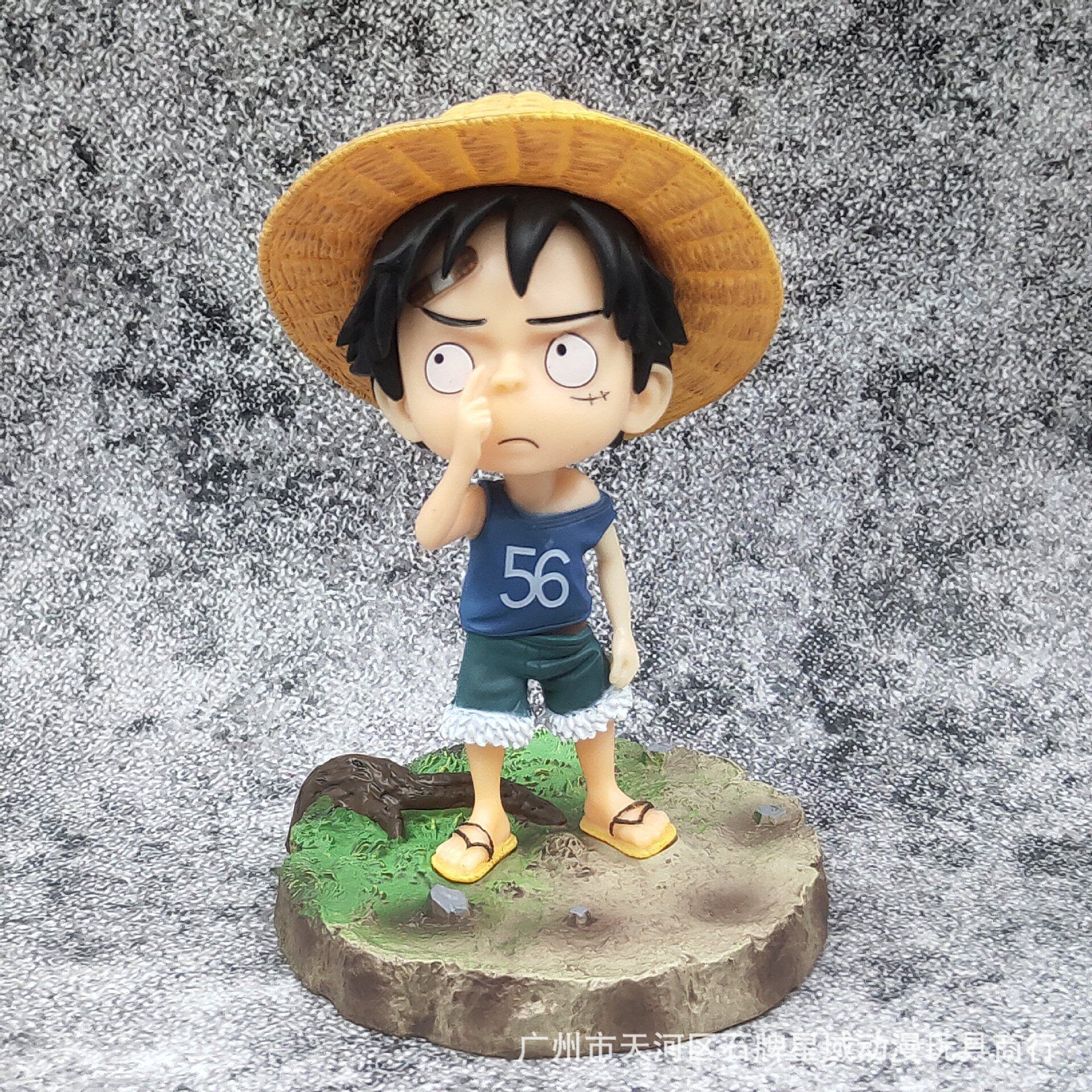 New sea thief Wang Hai Thief Wang Q Edition Childhood Scratching Nose Sand Sculpture Ruff Boxed Model On-board Pendulum Model