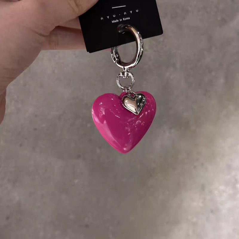 South Korea's Dongdaemun Nyunyu Large Rose Red Heart Keychain Pendant, Elegant and Luxurious Bag Accessory