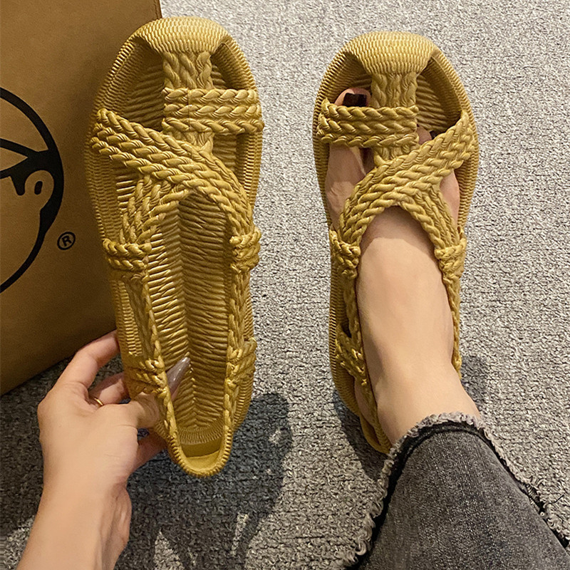 Ethnic Style Sandals for Couples, Summer Rattan Straw Sandals, Breathable Rubber Beach Shoes, Retro Personalized Soft-Soled Slip-On Slippers