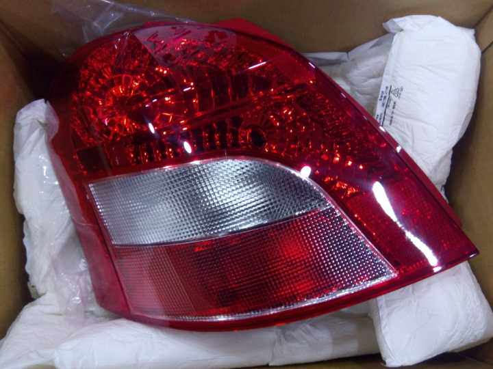 Suitable 08 08 09 10 11 12 13 13 Yaris rear tail light rear tail light rear tail light travelling lamp cover shell