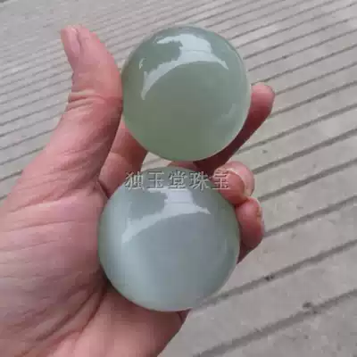 Natural fitness ball handball wooden Jade steel ball solid old health ball Wuli walnut hand play piece white crystal ball