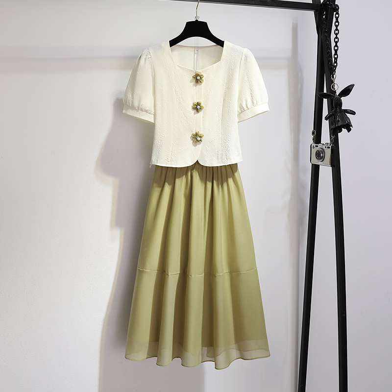 Trendy Summer Dress 2026 New Style This Year's Popular Hot Item Women's Beautiful Age-Reducing Pretty Suit Dress
