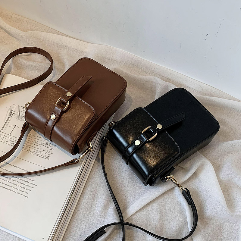 Port Windbag Pack Women 2022 New Retro Popular Small Crowdsourced Single Shoulder Phone Bag Han Edition 100 Hitch Satchel Small Square Bag