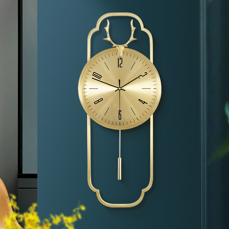 Nordic Light Extravagant Hanging clock Living room Home Fashion upscale Pure copper clock Table Creative Atmospheric brass Deco wall-mounted Table