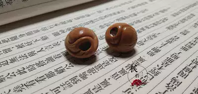 Dragon peach core carving small basket adult baby foot hand accessories accessories pendant shock evil evil anti scare handmade peach blue