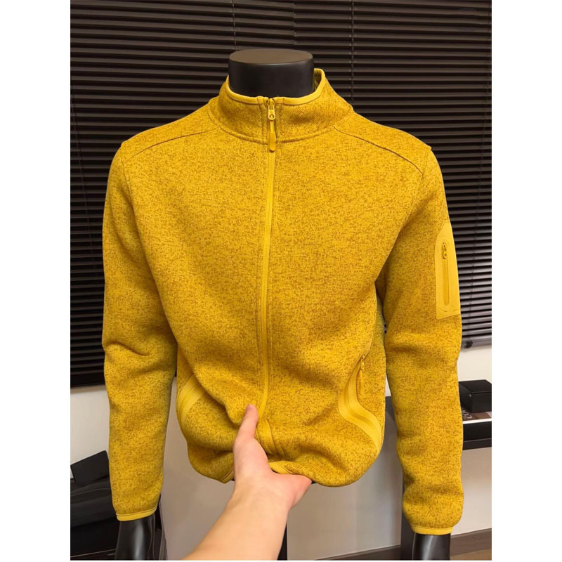 Outdoor Style! Stand-Up Collar Sports Warm Fleece Jacket for Men and Women, Inner Layer for Autumn and Winter Fleece Sweatshirt Jacket