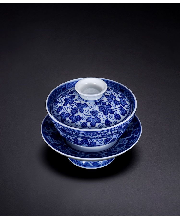 Jingdezhen blue and white porcelain kung fu tea sets hand - made tureen single hand large ceramic cups tea bowl three bowls