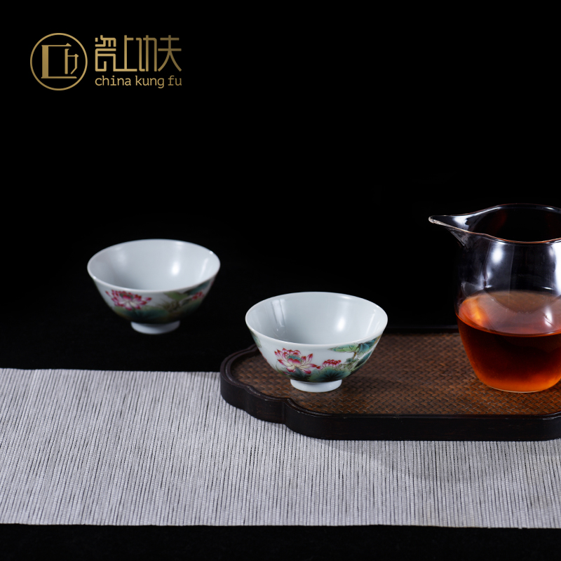 Jingdezhen porcelain on kung fu high - end colored enamel lotus lotus colored enamel pure manual hand - made master cup single CPU