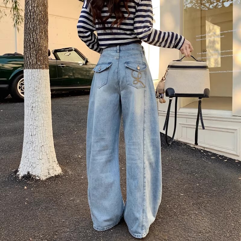 2026 Spring New Vintage High-Waisted Dad Style Scythe Jeans for Women, European Style Loose Casual Wide-Leg Scythe Pants 2026 Spring New Vintage High-Waisted Dad Style Scythe Jeans for Women, European Style Loose Casual Wide-Leg Scythe Pants
