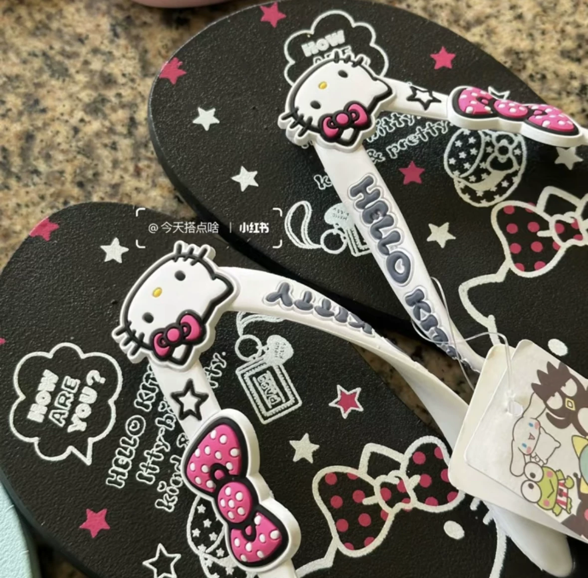 Hello Kitty, шлепки, летние нескользящие тапочки, пляжная обувь, (Физические)