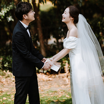 White light wedding dress 2021 new sexy word shoulder long tail temperament brigade wedding wedding dress female