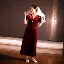 Banquet dress 2021 new wine red V-collar socialite temperament party long model dress female little man