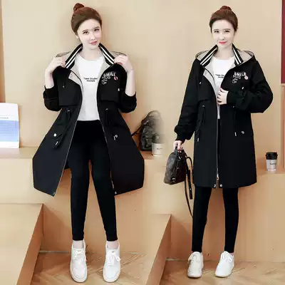 Pregnant women autumn coat fashion age reduction spring and autumn clothing loose large size maternity clothing autumn and winter temperament windbreaker medium and long version