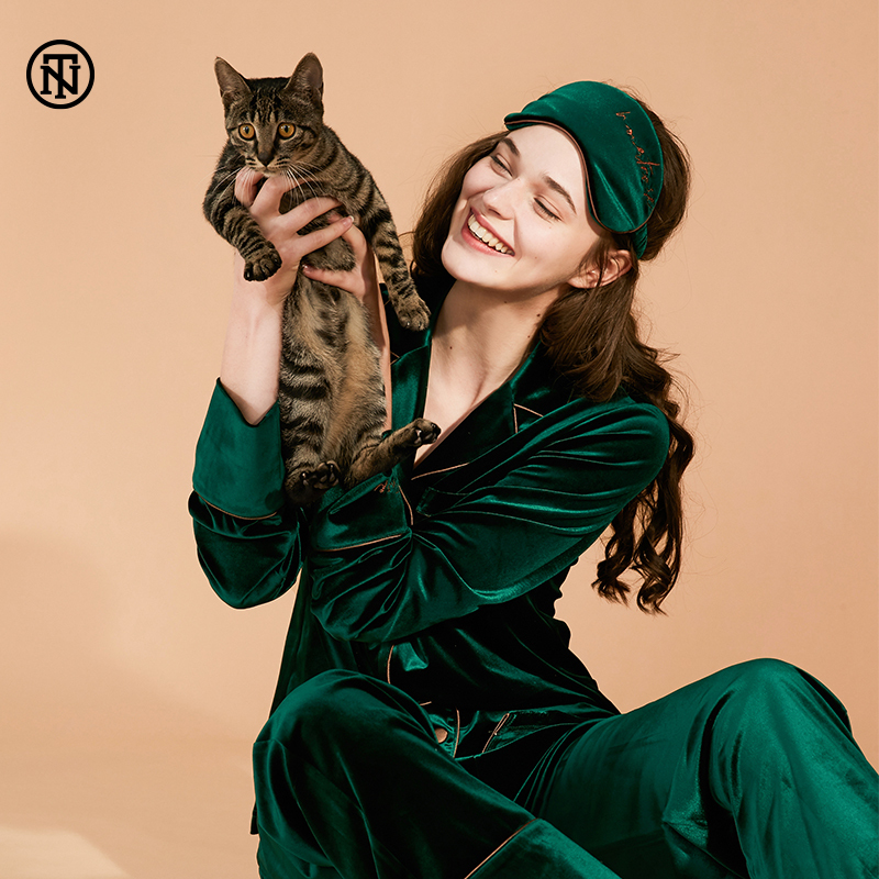 Noirtease Spring and Autumn Velvet Long-Sleeved Loungewear Set Women's Sexy Pajamas Two-Piece Set Can Be Worn Outside