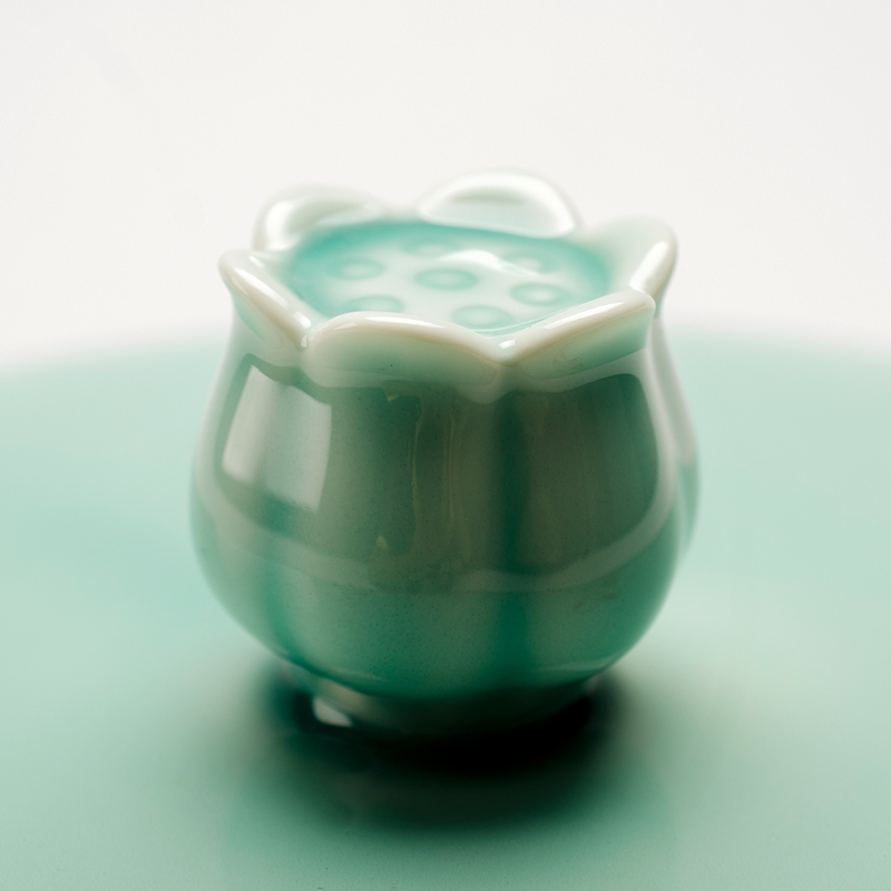 Mud seal hand - made ceramic tea pot of longquan celadon wake receives tieguanyin sealed jar of puer tea cake storage tanks