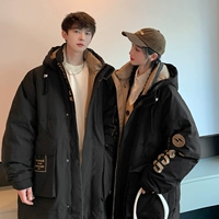 Черный пуховик