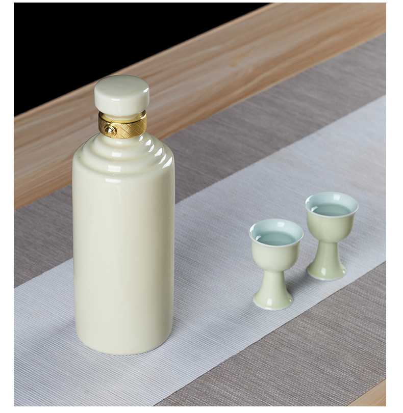 Jingdezhen ceramic creative bottle empty wine bottle a jin of bag sealing archaize home wine bottle jars mail