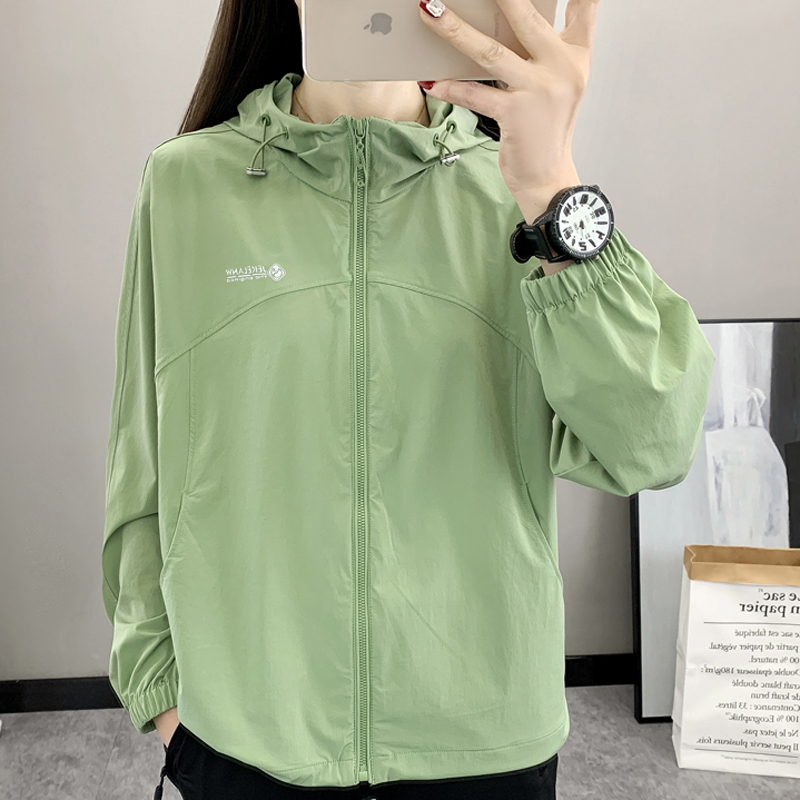 Outdoor Single-Layer Jacket for Women, Spring and Autumn Thin Style, Loose, Stretchy, Breathable, Hiking, Mountaineering, Cycling, Sports Windbreaker Jacket