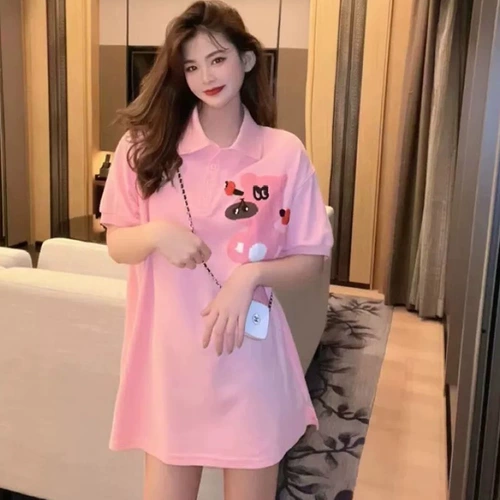 Мультяшная летняя длинная футболка, коллекция 2022, с вышивкой, воротник поло, оверсайз, средней длины